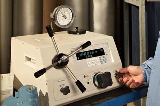 活塞式(shi)壓力(li)計(ji)